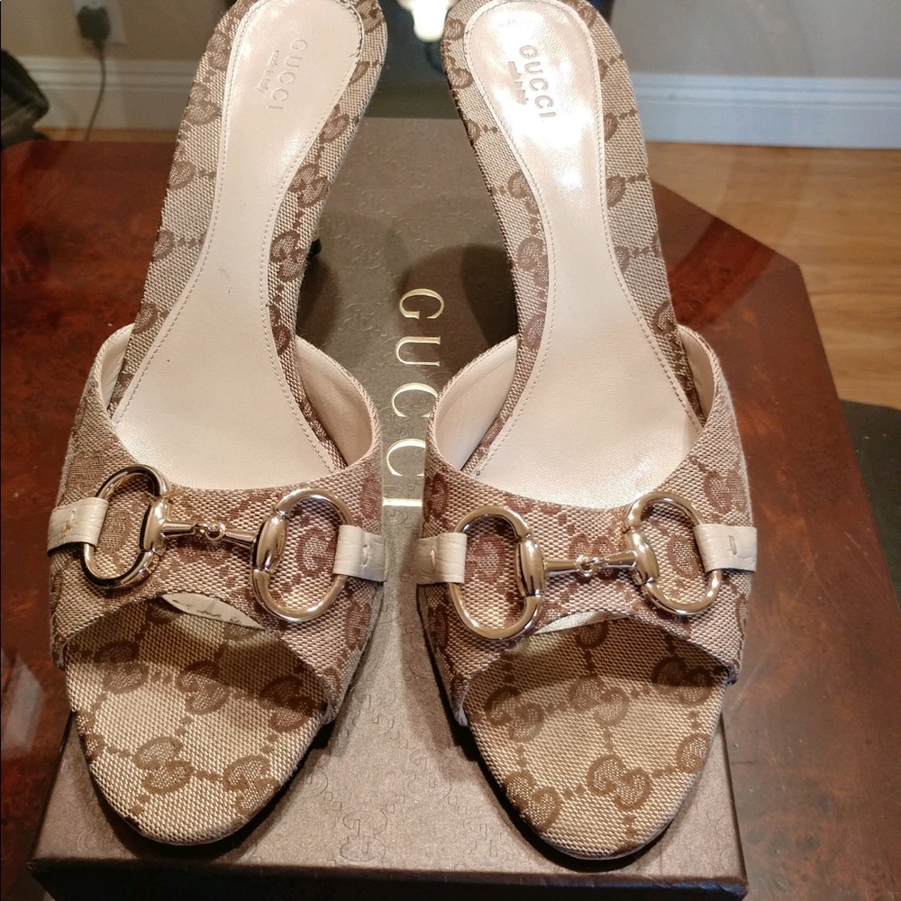 Authentic Gucci Sandal